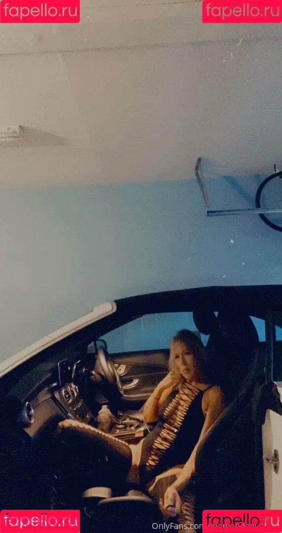 momanddaughter Onlyfans Photo Gallery 