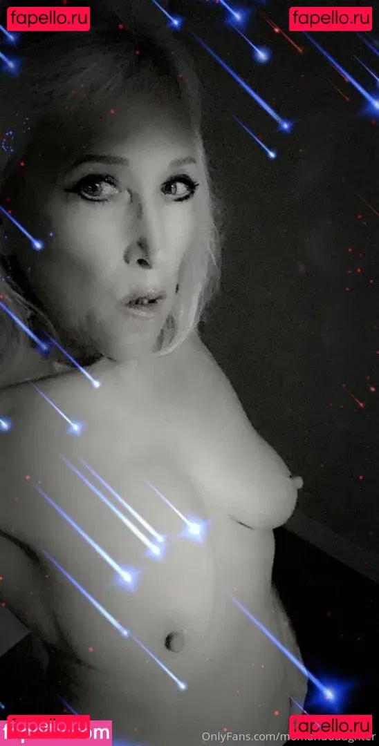 momanddaughter Onlyfans Photo Gallery 