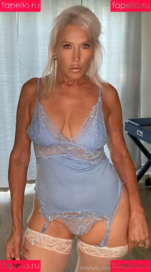 momanddaughter Onlyfans Photo Gallery 