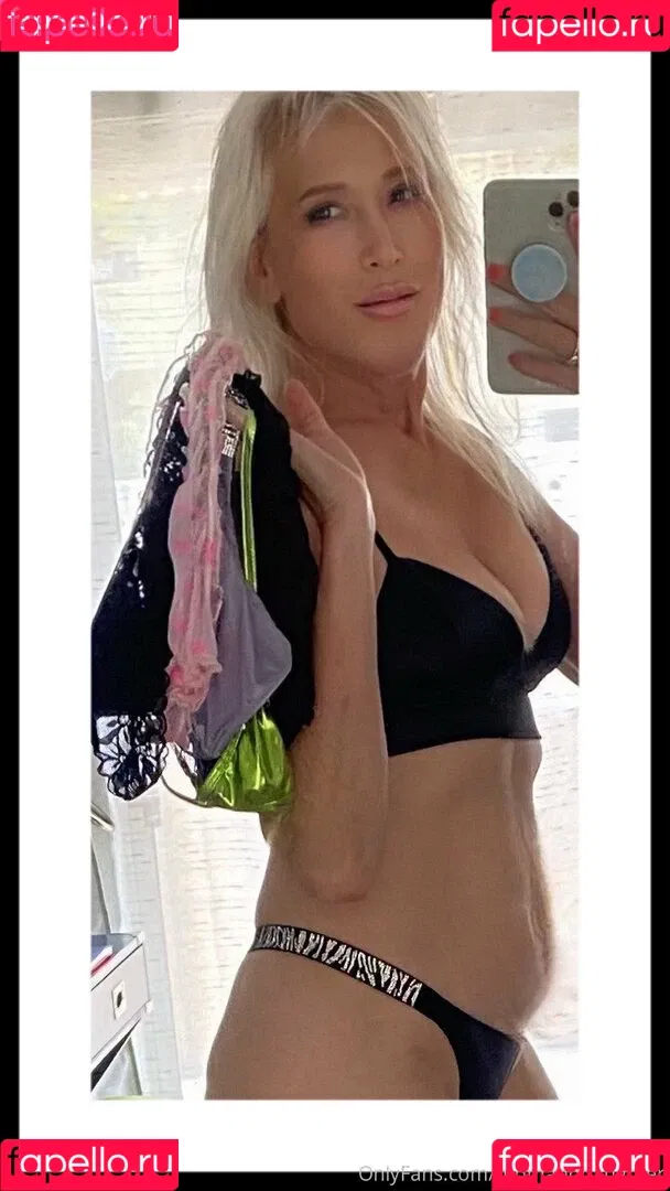 momanddaughter Onlyfans Photo Gallery 