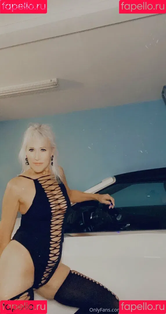 momanddaughter Onlyfans Photo Gallery 