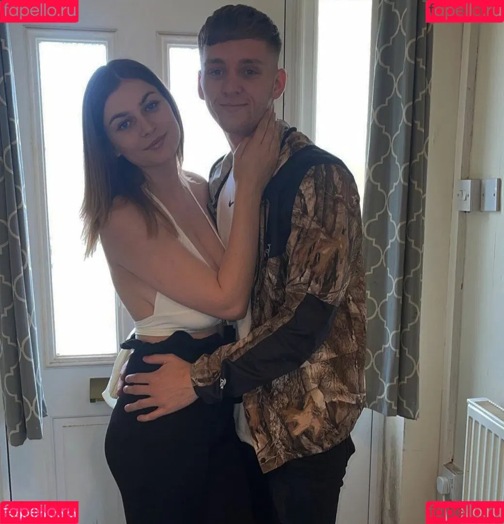 Chloe Louise Thomas Onlyfans Photo Gallery 
