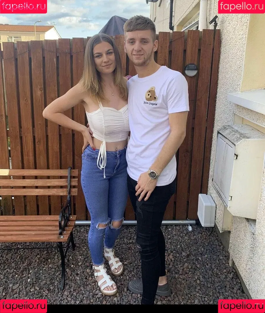 Chloe Louise Thomas Onlyfans Photo Gallery 