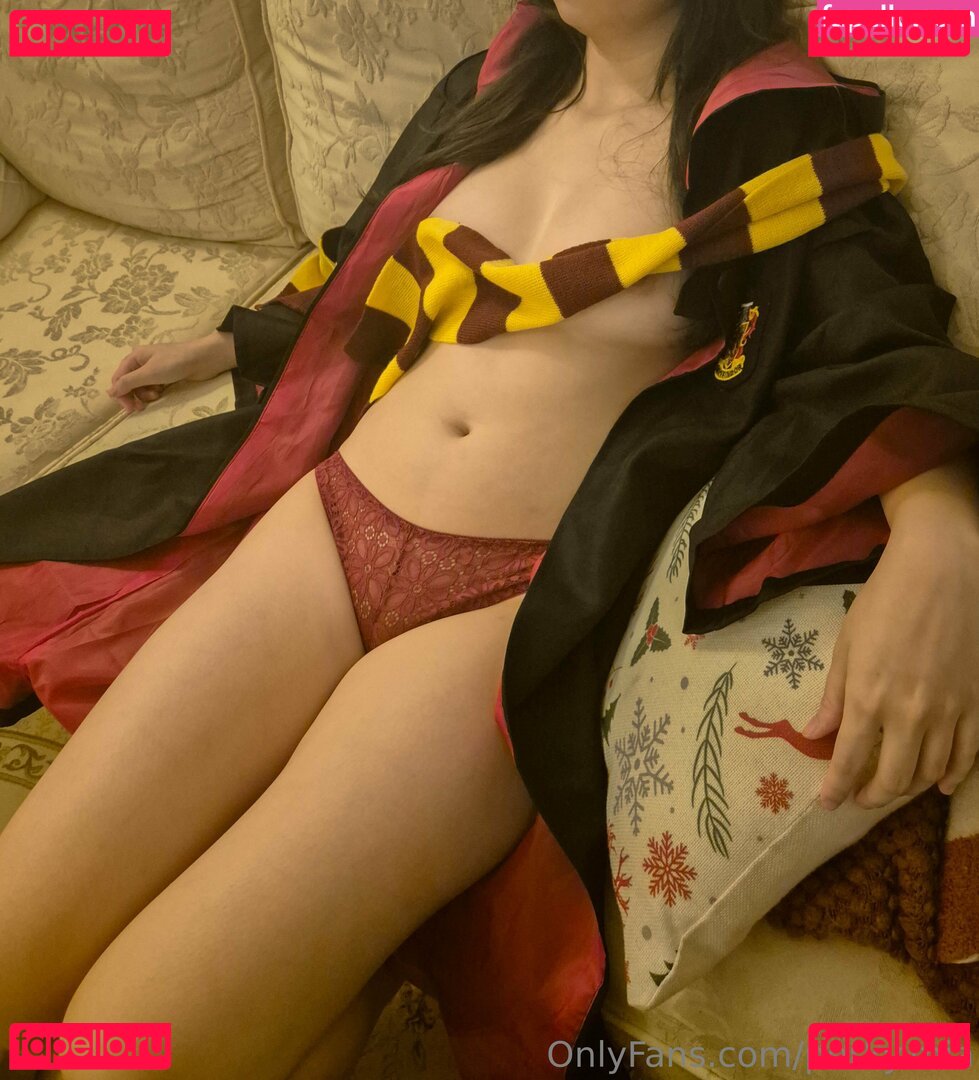 perky.mia Nude Onlyfans Photo 49
