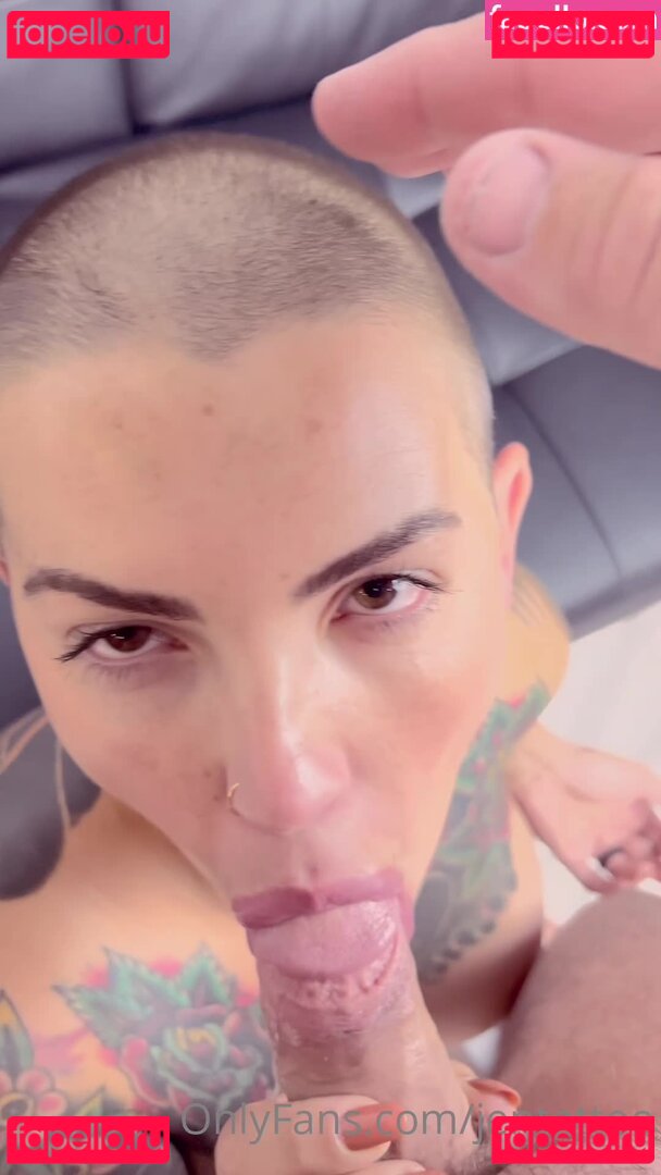 prettyh0e Nude Onlyfans Photo 6