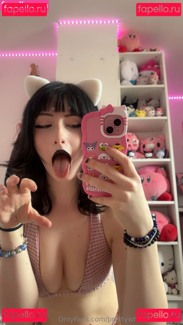 prettywhenpossessed Nude Onlyfans Photo 10