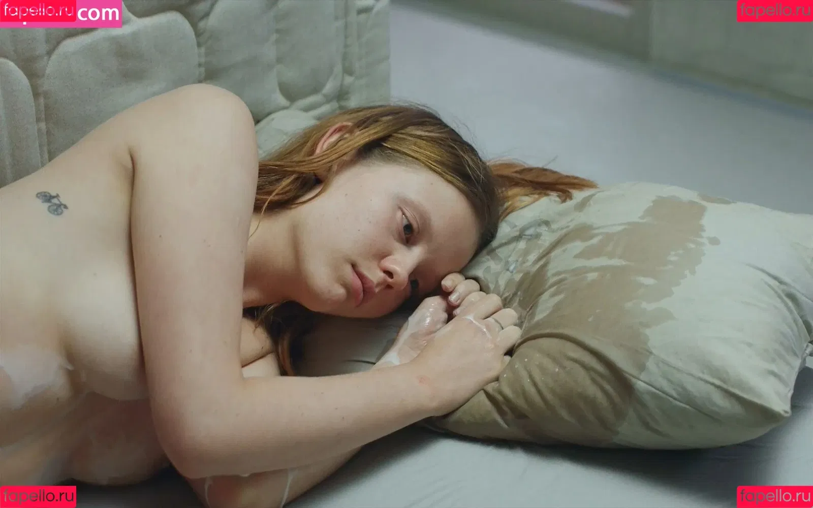 Mia Goth Onlyfans Photo Gallery 