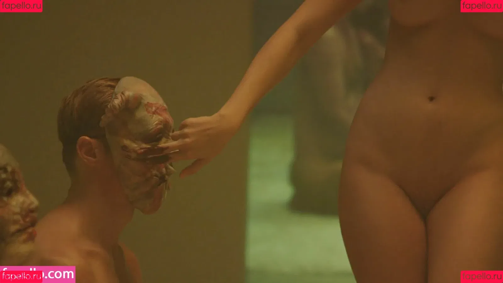 Mia Goth Onlyfans Photo Gallery 