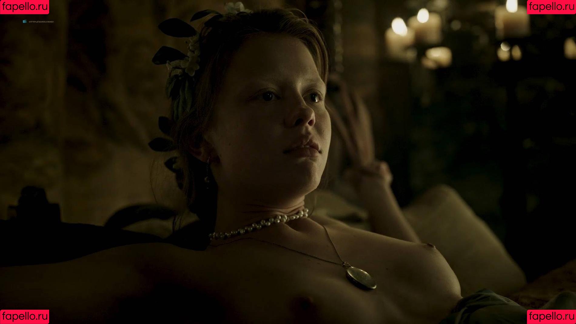 Mia Goth Onlyfans Photo Gallery 