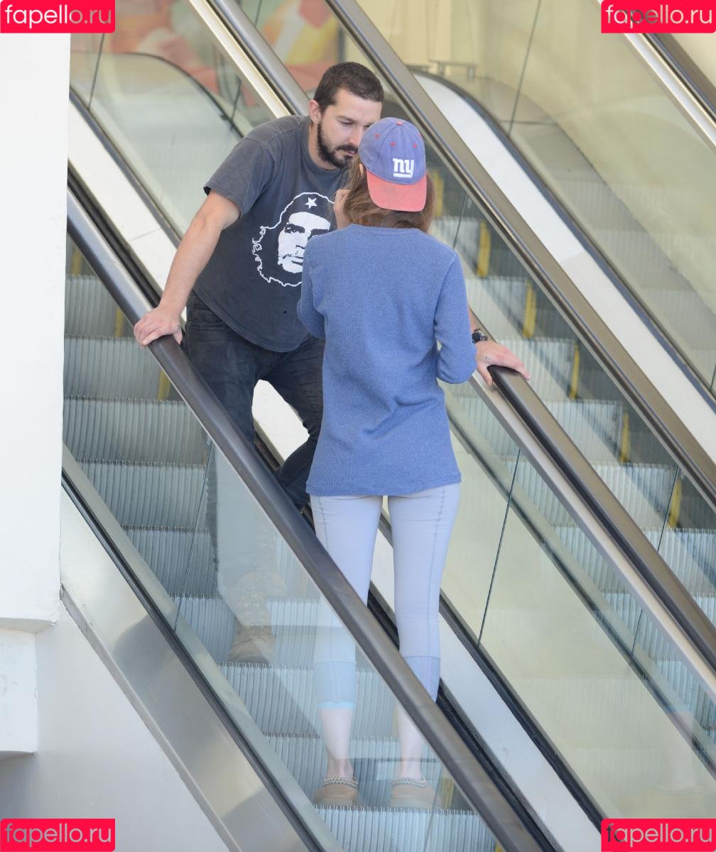 Mia Goth Onlyfans Photo Gallery 