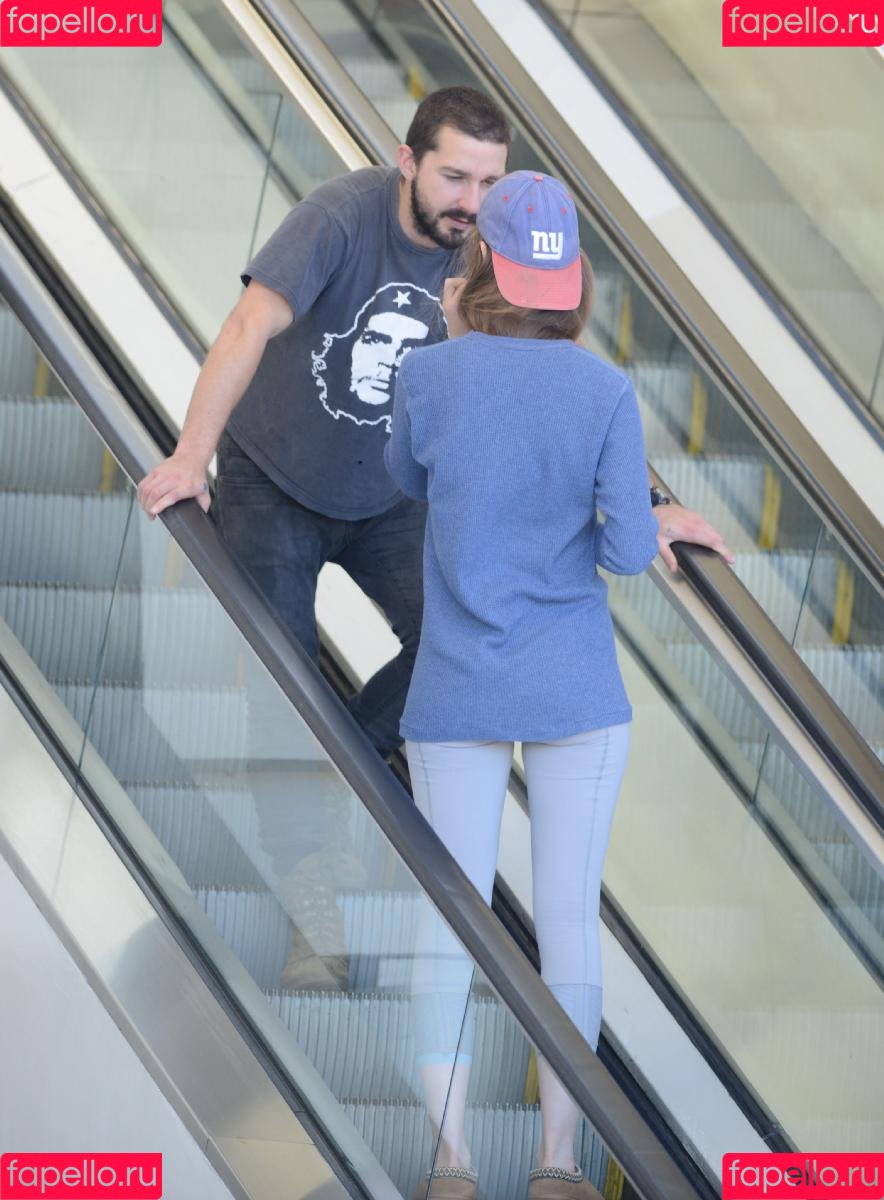 Mia Goth Onlyfans Photo Gallery 