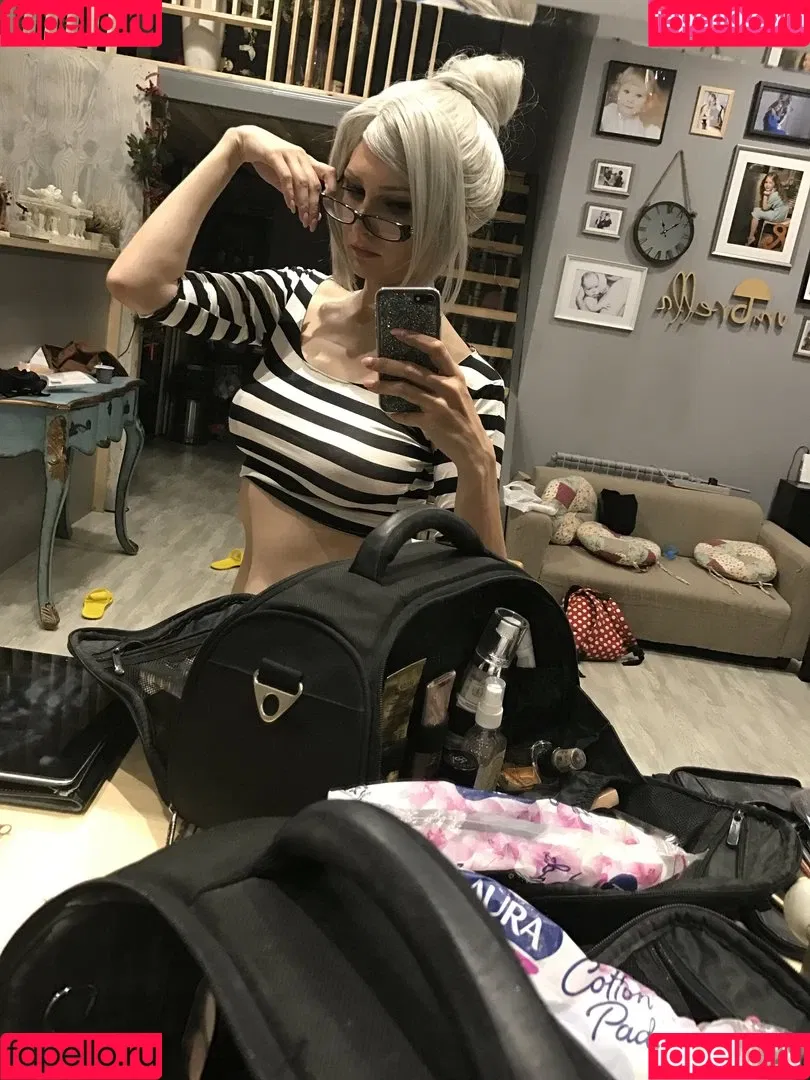 Gliese 581 Onlyfans Photo Gallery 