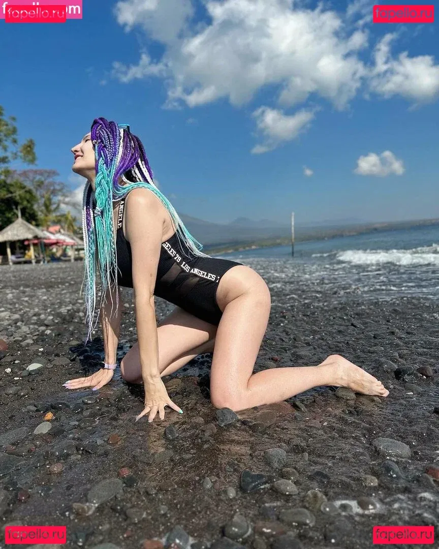 Gliese 581 Onlyfans Photo Gallery 