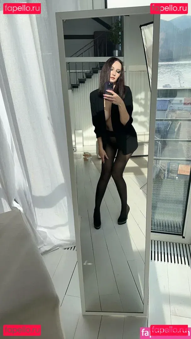 Gliese 581 Onlyfans Photo Gallery 