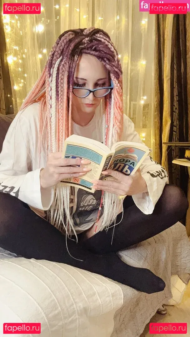 Gliese 581 Onlyfans Photo Gallery 