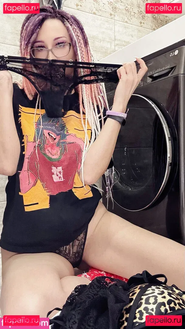 Gliese 581 Onlyfans Photo Gallery 