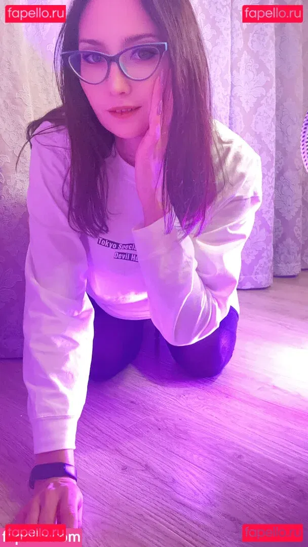 Gliese 581 Onlyfans Photo Gallery 