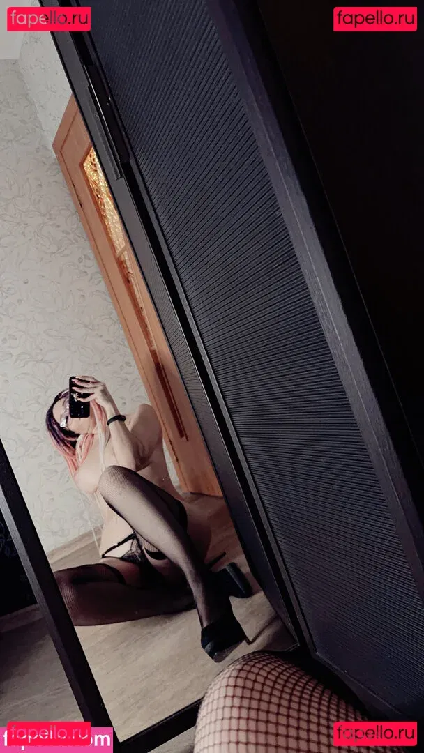 Gliese 581 Onlyfans Photo Gallery 