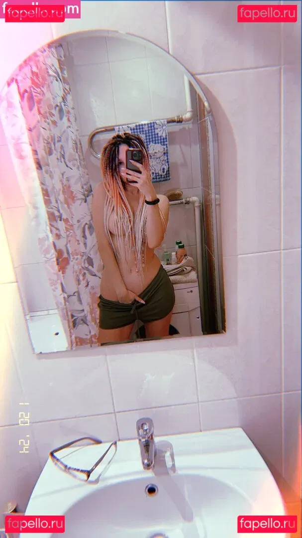 Gliese 581 Onlyfans Photo Gallery 