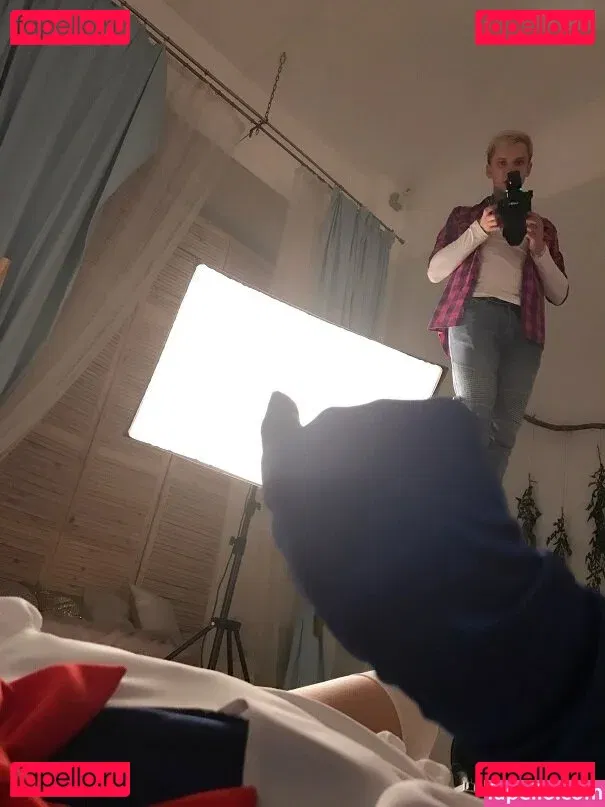 Gliese 581 Onlyfans Photo Gallery 