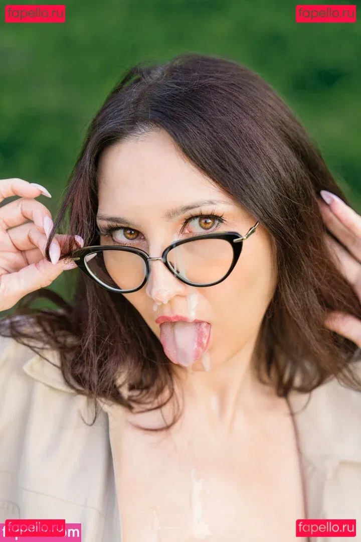 Gliese 581 Onlyfans Photo Gallery 