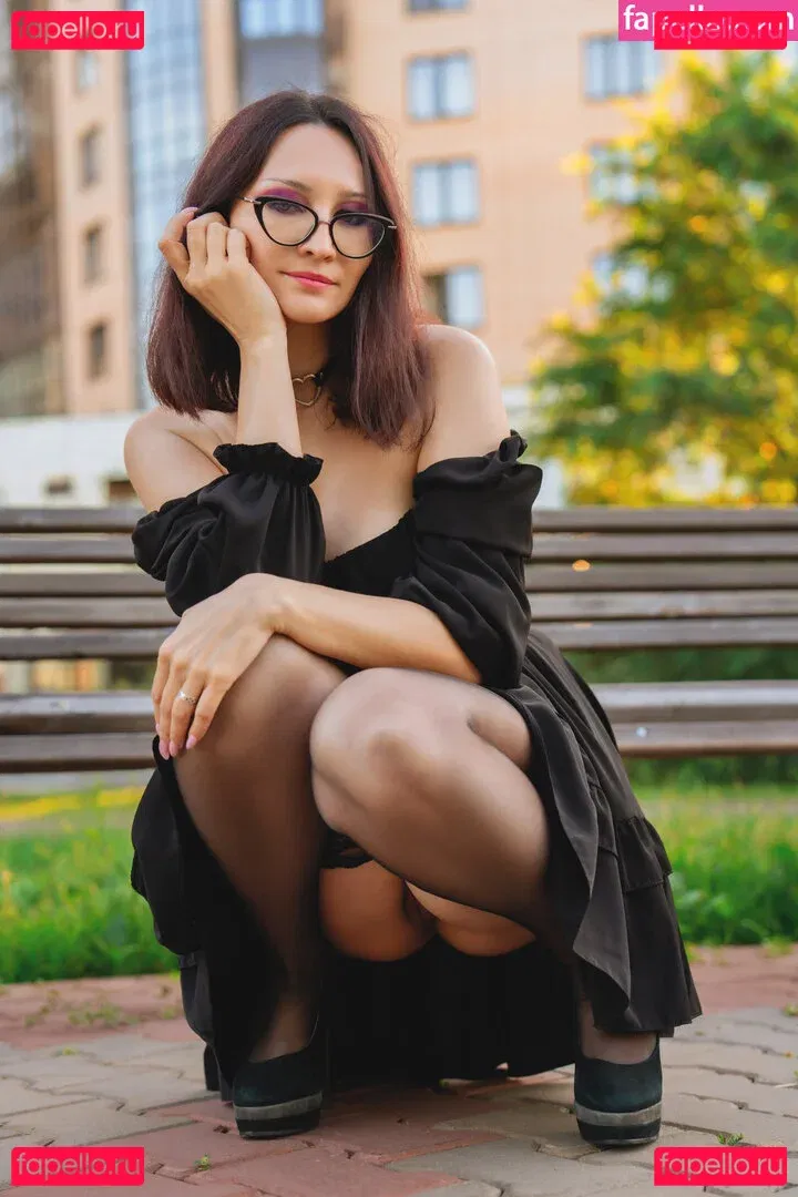 Gliese 581 Onlyfans Photo Gallery 