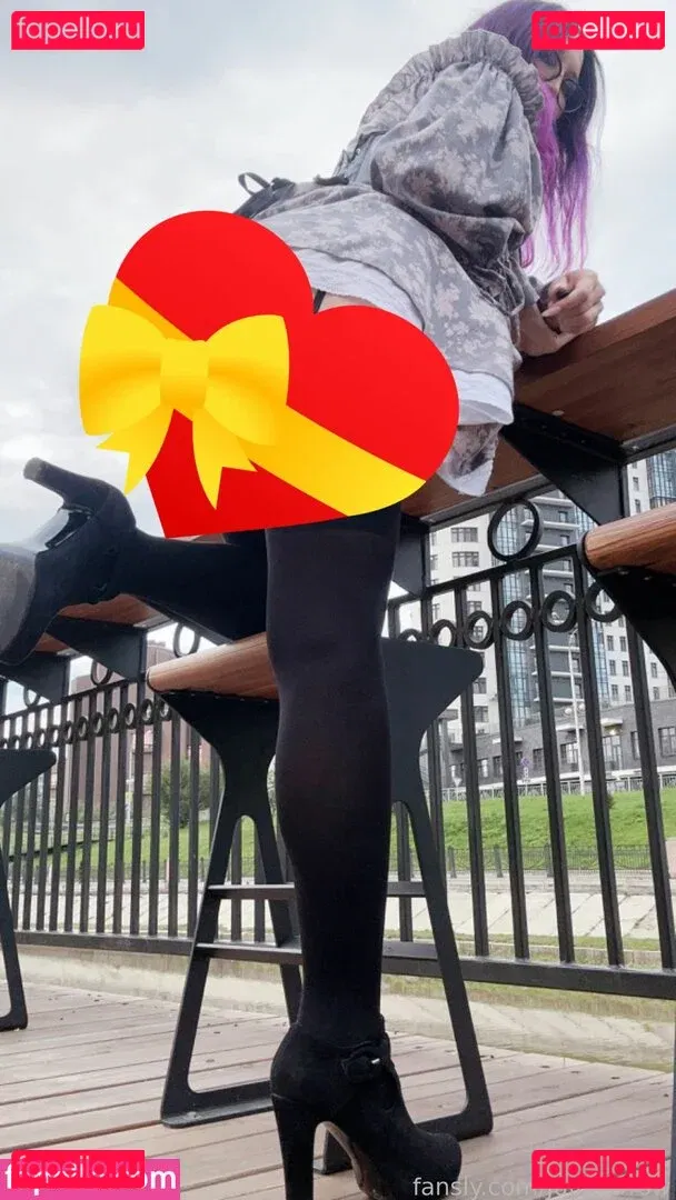 Gliese 581 Onlyfans Photo Gallery 