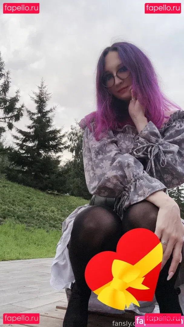 Gliese 581 Onlyfans Photo Gallery 