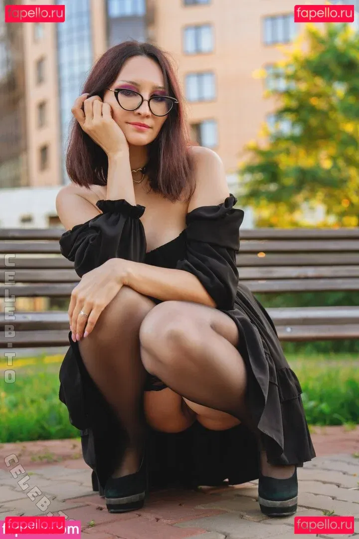 Gliese 581 Onlyfans Photo Gallery 