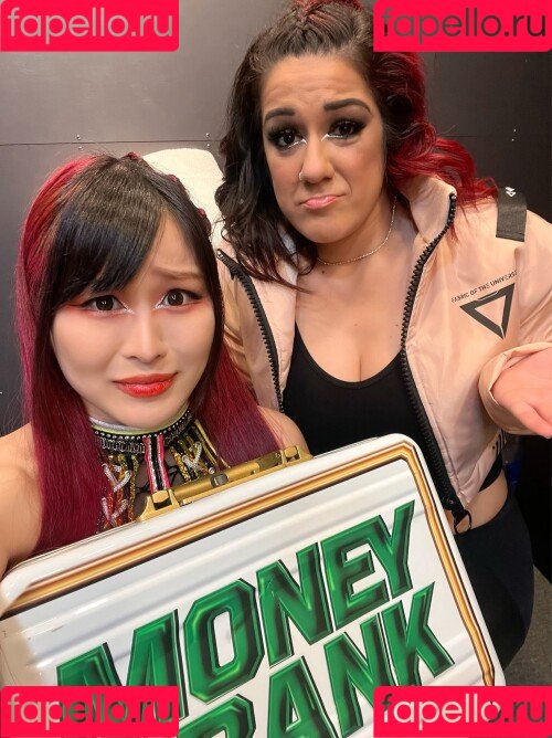 Iyo Sky Onlyfans Photo Gallery 