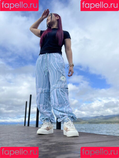 Iyo Sky Onlyfans Photo Gallery 