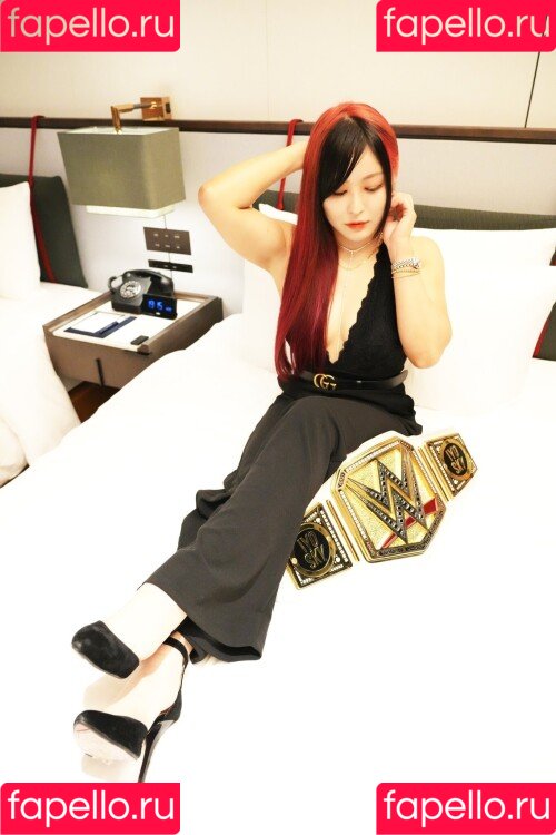 Iyo Sky Onlyfans Photo Gallery 