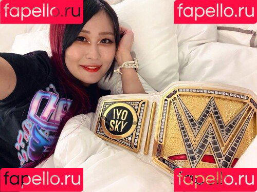 Iyo Sky Onlyfans Photo Gallery 