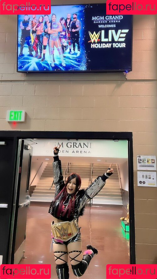 Iyo Sky Onlyfans Photo Gallery 