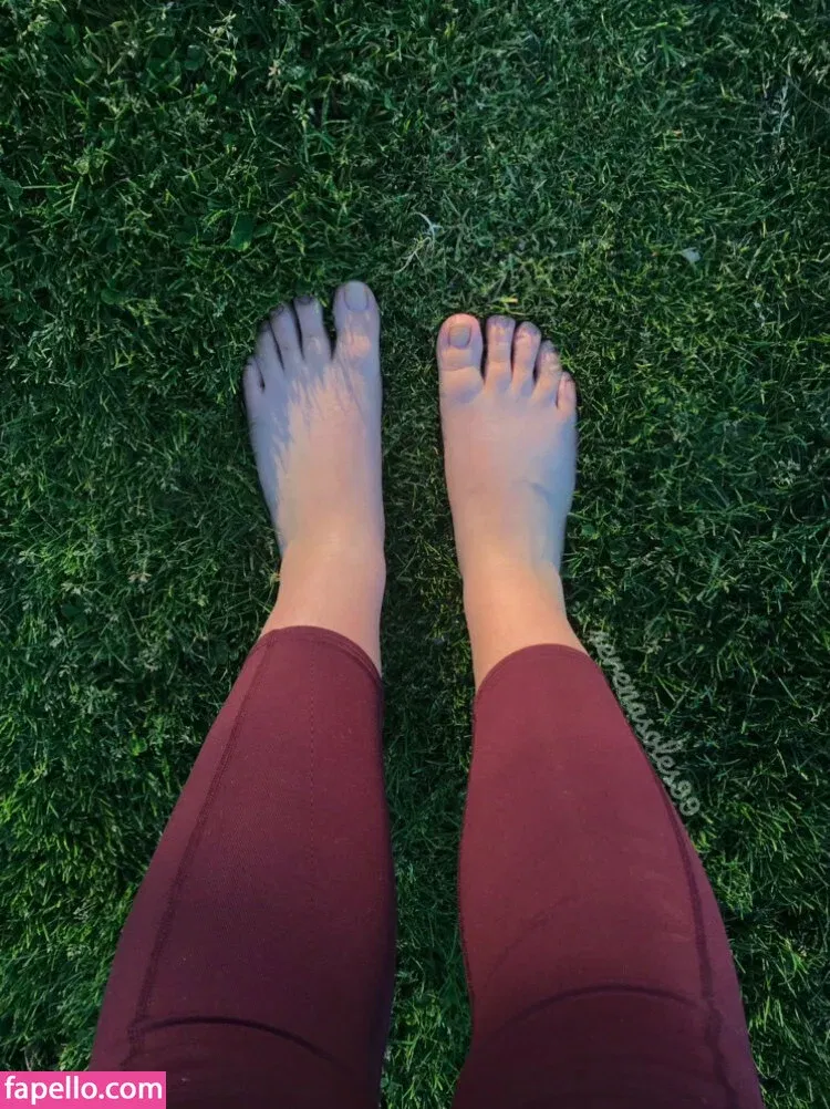 serenasoles99 Onlyfans Photo Gallery 