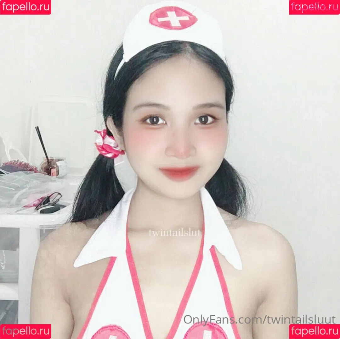 twintailsluut Onlyfans Photo Gallery 