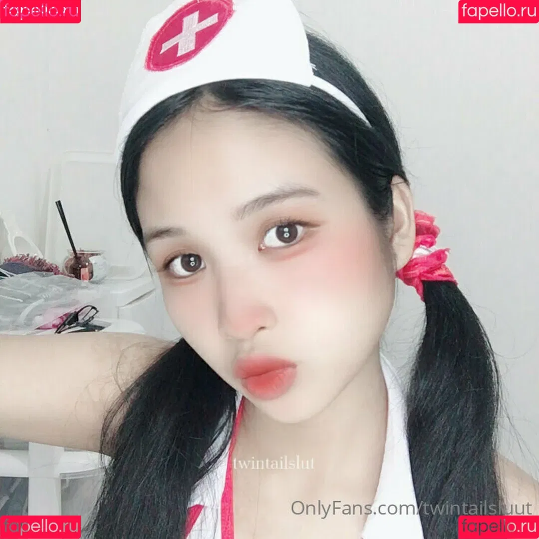twintailsluut Onlyfans Photo Gallery 
