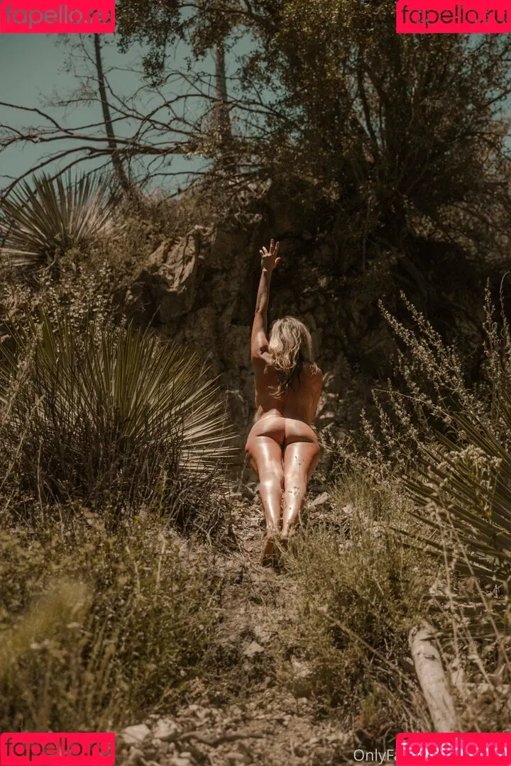 Nataliemaeyoga Onlyfans Photo Gallery 