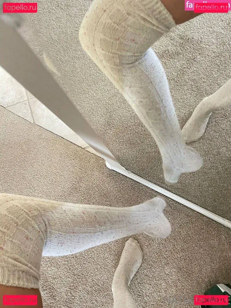 Nataliemaeyoga Onlyfans Photo Gallery 