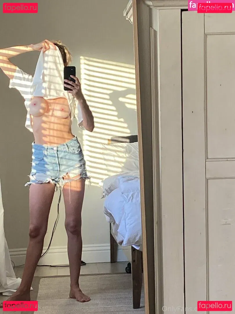 Nataliemaeyoga Onlyfans Photo Gallery 