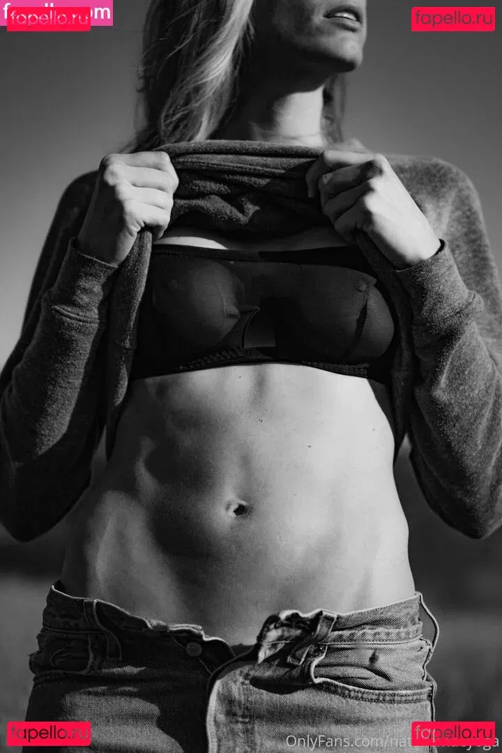 Nataliemaeyoga Onlyfans Photo Gallery 