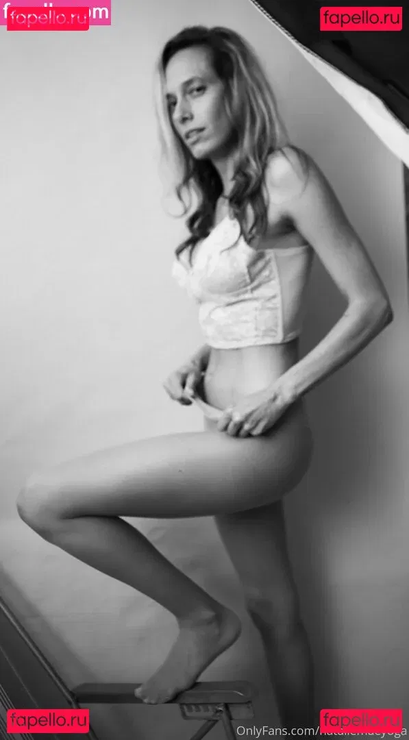 Nataliemaeyoga Onlyfans Photo Gallery 