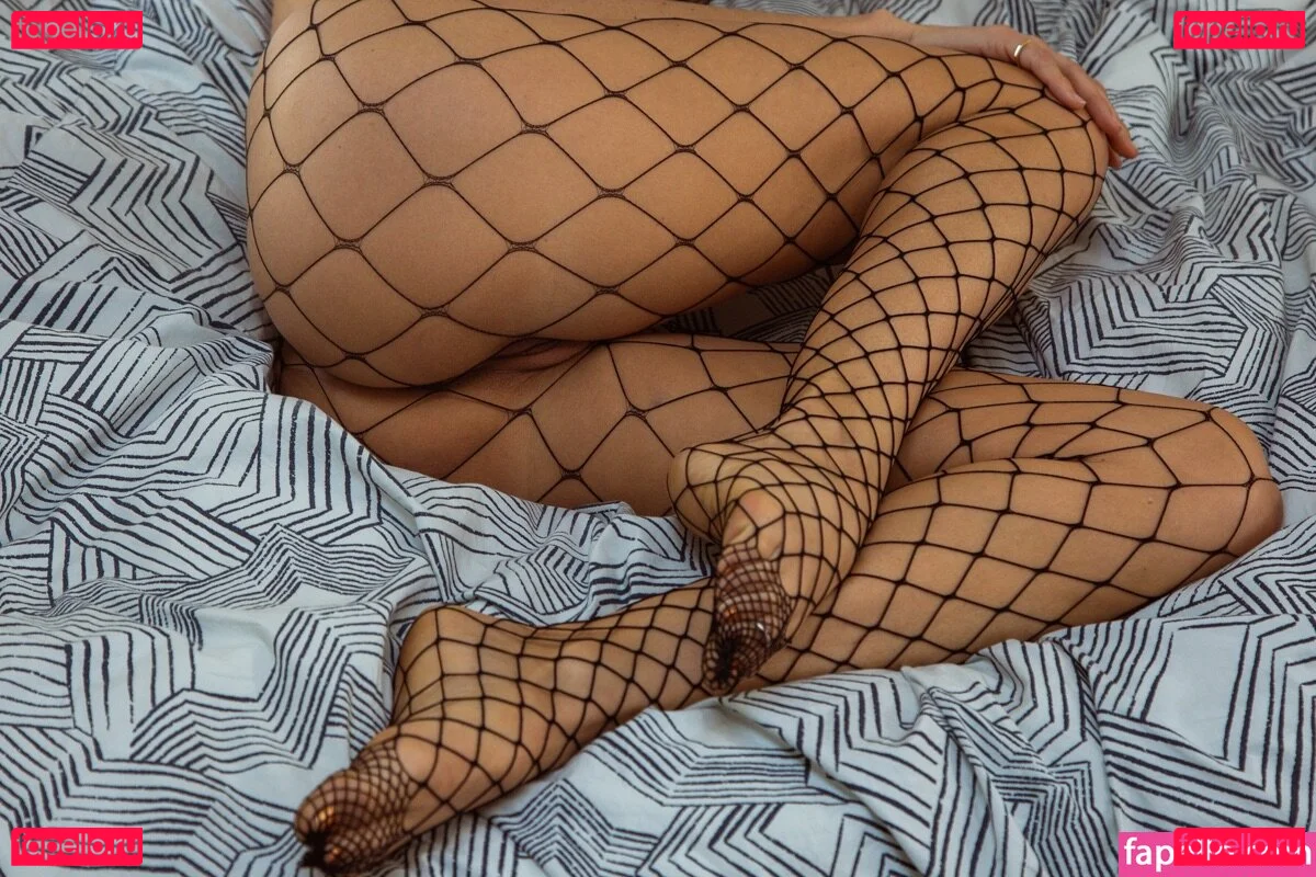 Nataliemaeyoga Onlyfans Photo Gallery 