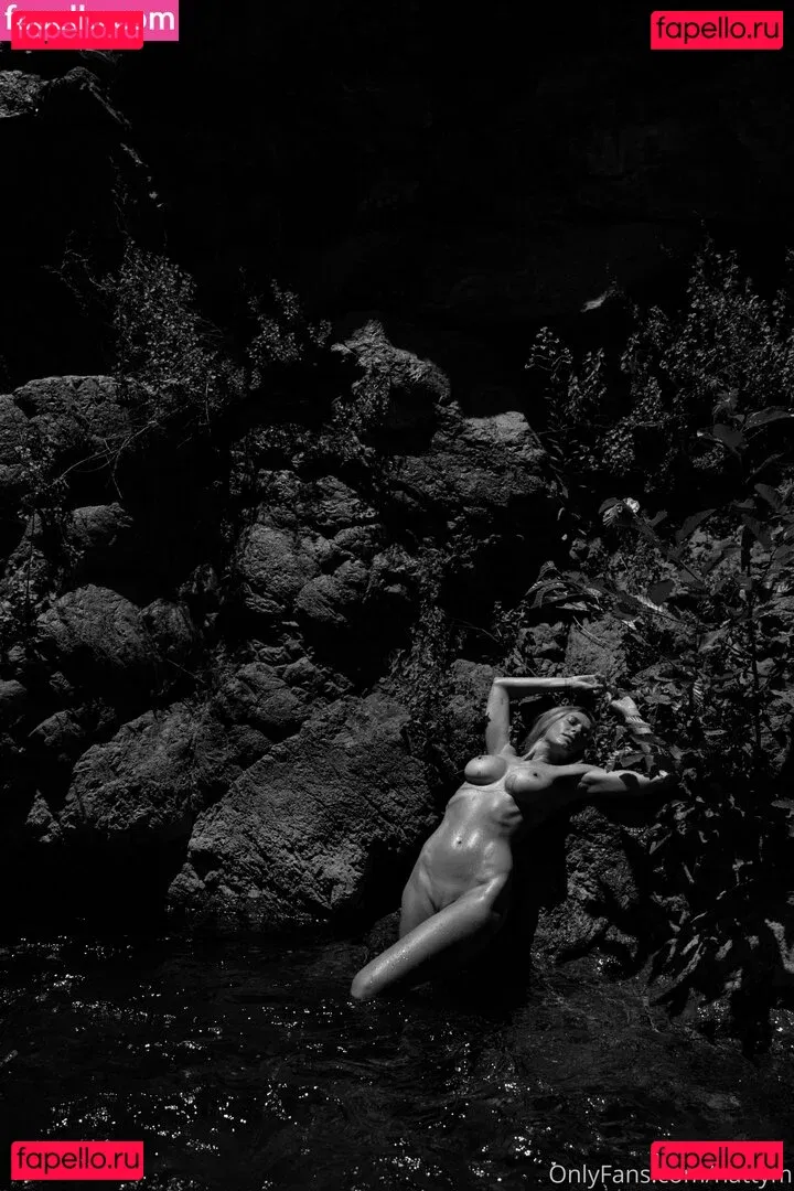 Nataliemaeyoga Onlyfans Photo Gallery 