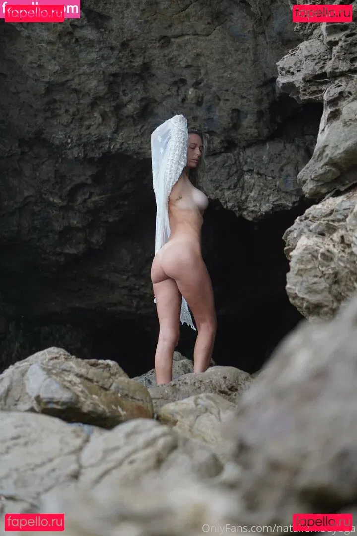 Nataliemaeyoga Onlyfans Photo Gallery 