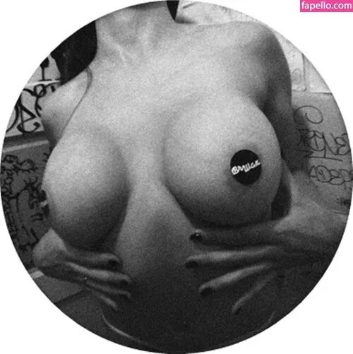 Mariana Graciolli Onlyfans Photo Gallery 