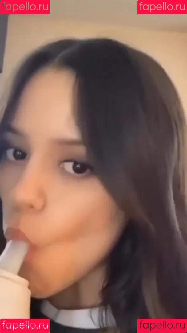 Jenna Ortega Onlyfans Photo Gallery 