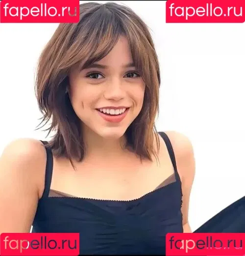Jenna Ortega Onlyfans Photo Gallery 