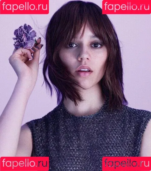 Jenna Ortega Onlyfans Photo Gallery 