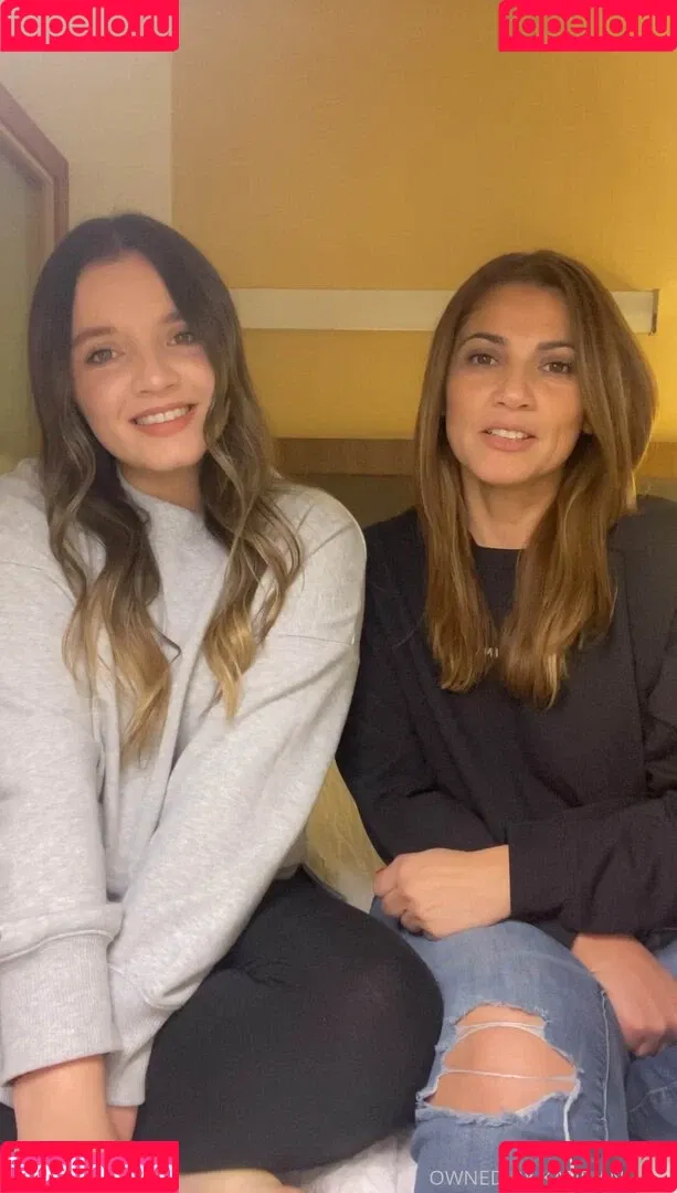 Katie & Rose Anders Onlyfans Photo Gallery 